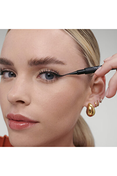 SEPHORA 12H Intense Ink Felt Liner Fine Line - Yoğun Renk, ve Ultra Hassas Keçe Uçlu Eyeliner,12 Saat Kalıcı