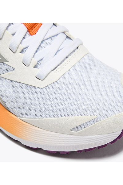 Diadora Mythos Blushield Vigore 3 Women's White Sports Shoes - 101.180679-D1255