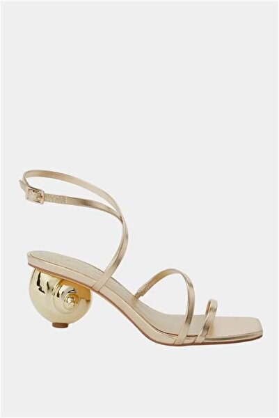 Katy Perry صندل نسائي ذو حزام ذهبي من The Maritime Strapp