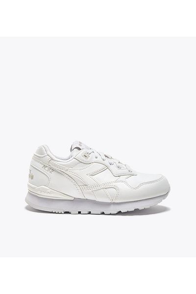 Diadora N.92 L Women's White Sports Shoes - 101.173744-C0657