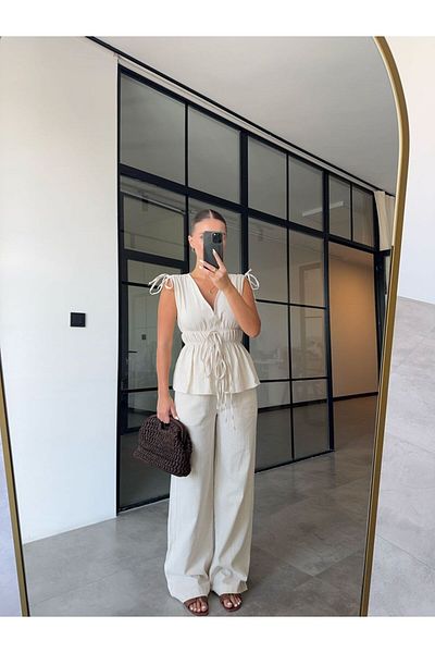 BB Bensu Buyruk Shoulder Pull Beige Linen Set