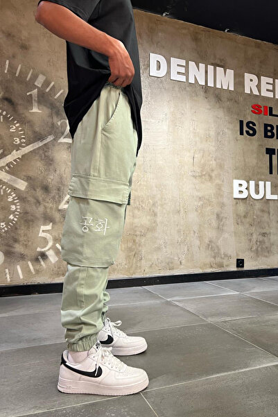 Denim Republic Men's Green Cargo Jogger Trousers Gabardine