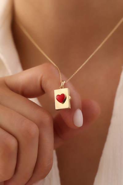 YAVUZ KUYUMCULUK 14 Ayar Altın Kalp Detay Kapaklı Kutu Kolye