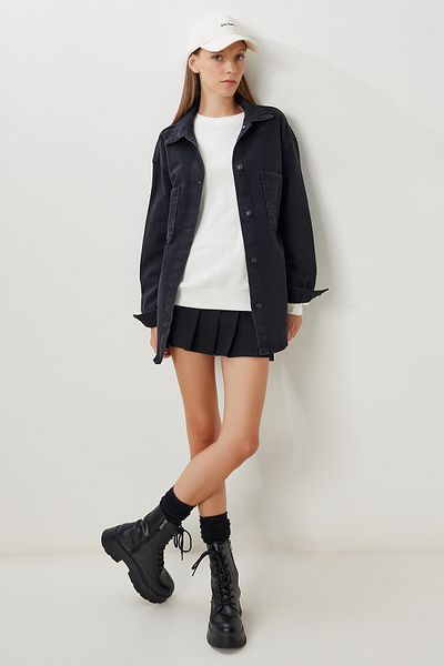 Happiness İstanbul Women's Black Pocket Oversize Denim Jacket Vc00010