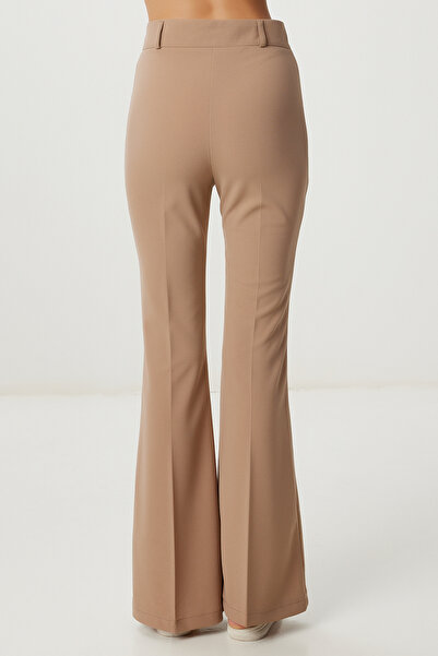 Happiness İstanbul Kadın Bej İspanyol Paça Dokuma Pantolon YP00121