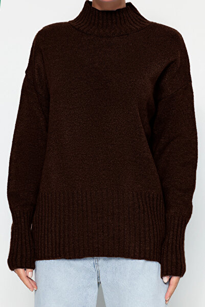 Trendyol Collection Pulover de tricotaj de bază cu textura moale maro TWOAW23KZ00490