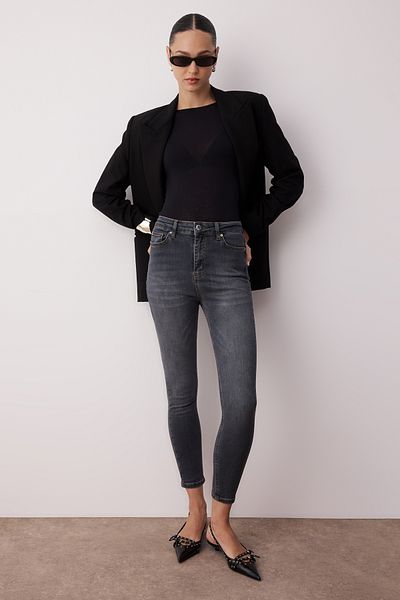 Trendyol Collection Тесни сиви дънки с висока талия - Twoaw25Je00267