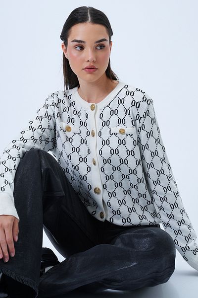 Trend Alaçatı Stili Weiße Damen-Strickjacke mit Rundhalsausschnitt und Knöpfen ALC-X14293