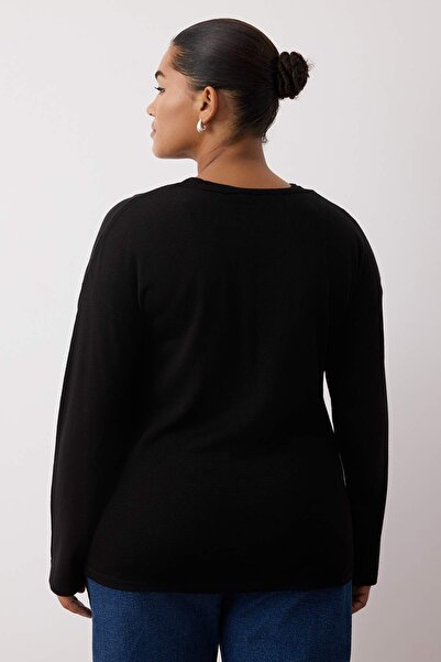 Trendyol Curve Schwarzes 2er-Set Strickbluse-Pullover TBBAW26AN00014