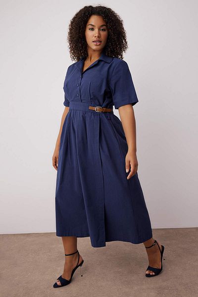 Trendyol Curve Rochie de mărime mare cu țesut midi cu guler cămașă bleumarin TBBSS25AH00237