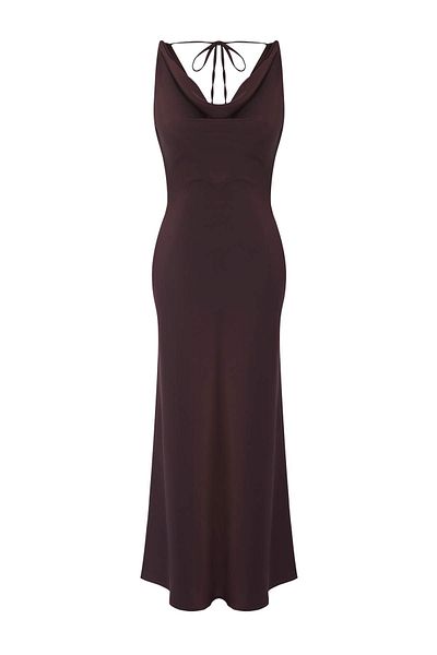 Trendyol Collection Rochie maxi elegantă din satin maro cu decolteu în formă de A TPRSS25EL00318