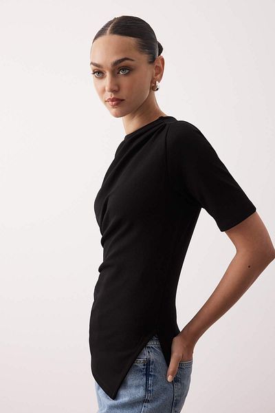 Trendyol Collection Μαύρη πλεκτή μπλούζα με λεπτομέρεια με κορδόνια/ντραπέ TWOAW26BZ00024