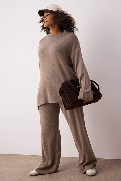 Trendyol Curve Mink Stand Collar Slit Detailed Knitwear Bottom-Top Suit Tbbaw24Cp00013