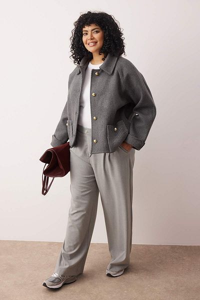 Trendyol Collection Тънко сиво кашмирено палто с размер Regular Mold TWOAW26AW00005