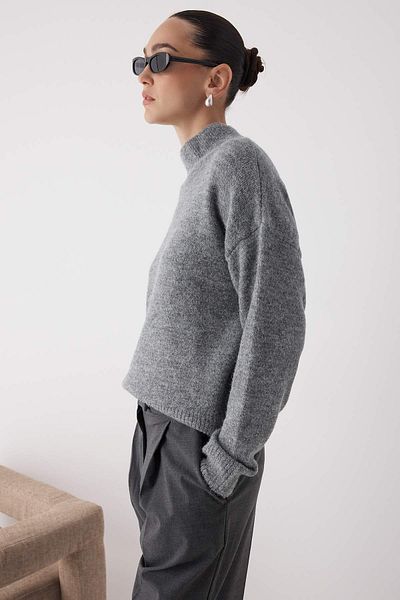 Trendyol Collection Antracit Alpaca Blended Premium/Custom Yarn Wide Fit Pulover de tricotaj de bază TWOAW26KZ00079