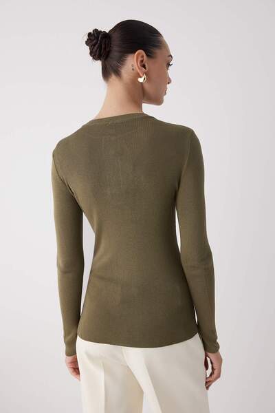 Trendyol Collection Wardrobe Essentials Khaki Mercerized Look Basic Buttoned Knitwear Sweater | Twoaw26Kz000930