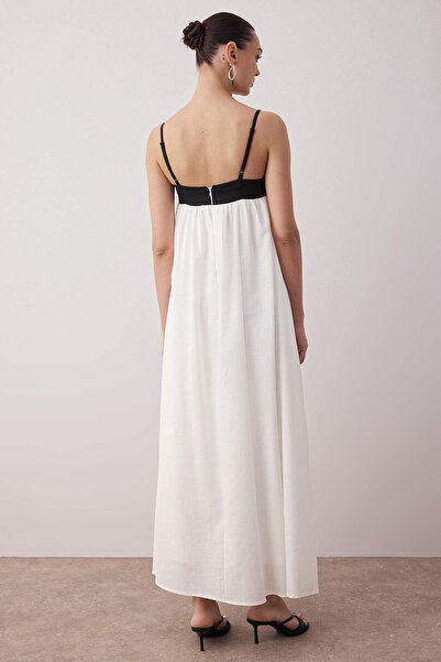 Trendyol Collection Ασπρόμαυρο Color Block Λινό Περιεχόμενο Υφαντό Φόρεμα TWOSS25EL00878