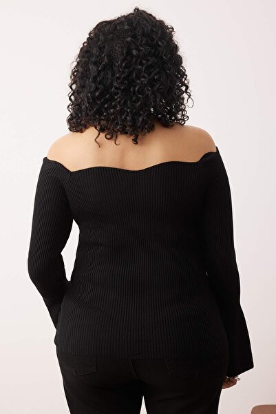 Trendyol Curve Μαύρο Πλεκτό Πλεκτό Πουλόβερ Carmen γιακά TBBAW26AN00031
