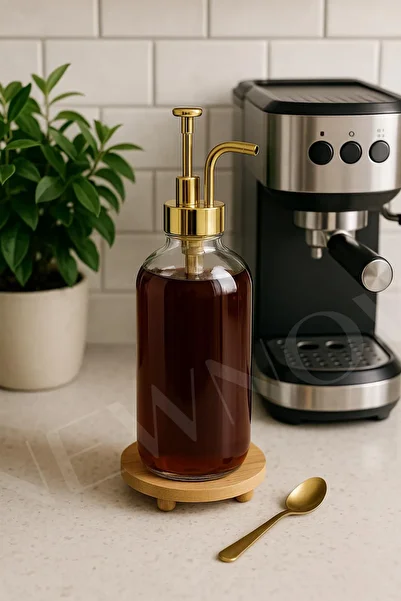 NEWNOW Crystal Glass, Syrup Bottle, Dispenser Dispenser Gold 500ml Mini Bamboo Base (with 9 Different Labels)