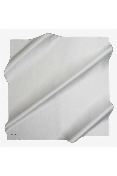 Aker Eșarfă din satin creponat de mătase pulbere de culoare uni 7747758-371