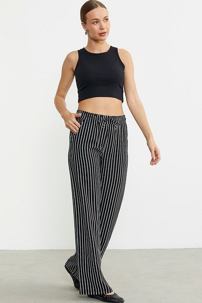 Sementa Pantaloni din viscoză cu dungi largi - negri