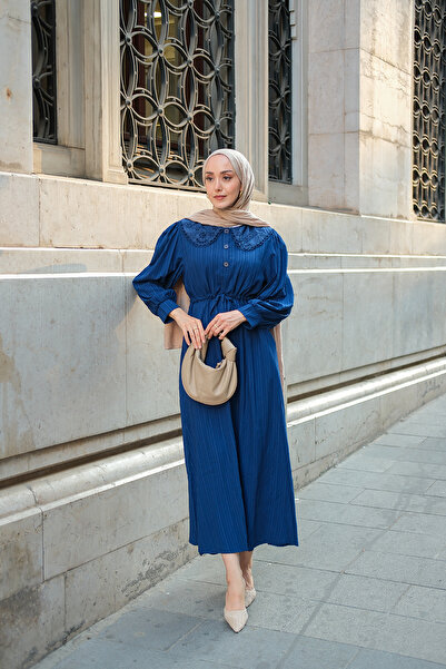 LOCCO Kadın Bebe Yaka Dantel Detaylı Elbise