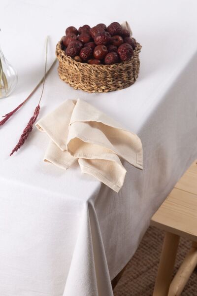 Wellstil Premium Linen White Tablecloth