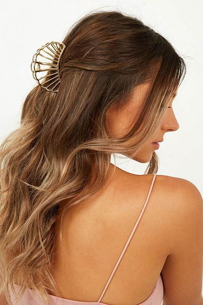 New Obsessions Mitilo Gold - Μεταλλική πόρπη σε σχήμα μύδι
