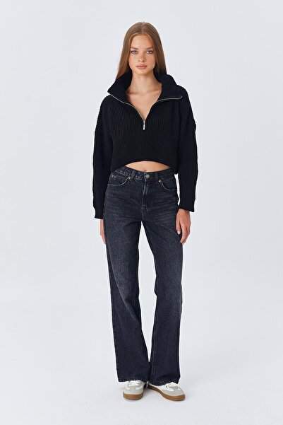 Mixray 6752 Model - Women's Black Crop Zippered Sweater