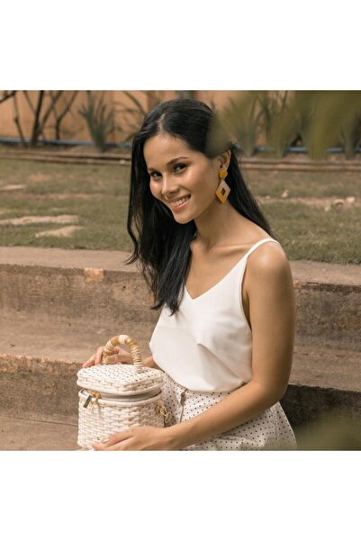 Beng Artisans The Vanity Case In White El Yapımı Hasır El Çantası