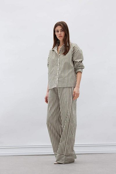 DeFacto Afra X Wide Leg Striped Fabric Trousers Double Pockets High Waist Wide Leg F0259Ax25Sm