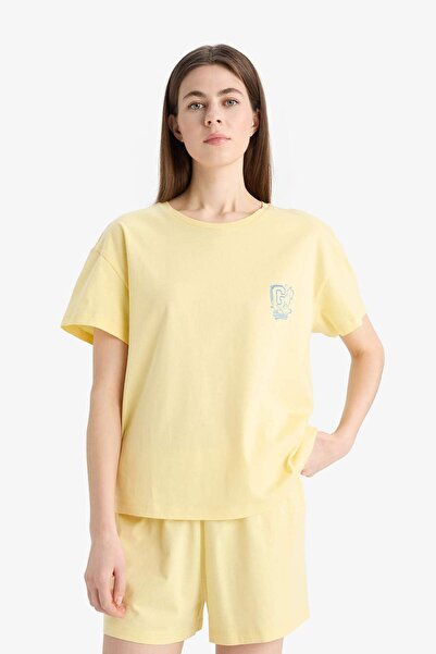 DeFacto Garfield Pajama Set Short Sleeve Top Elastic Waist Shorts-Fall in Love E4328Ax25Sm