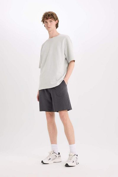 DeFacto 100% Cotton Slim Fit Slim Fit Skinny Leg Pocket Basic Straight Shorts B8673Ax25Sm