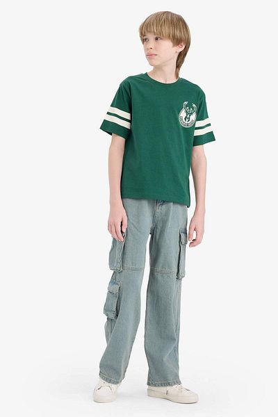 DeFacto Boy's Nba Milwaukee Bucks Crew Neck Short Sleeve T-Shirt E4842A825Sm