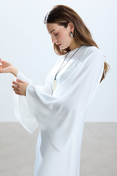 BE BLUE ΡΟΜΑΝΤΙΚΟ ΣΑΤΕΝ ΦΟΡΕΜΑ ΜΕ ΕΚΡΟΥ ΜΑΝΙΚΙΟ