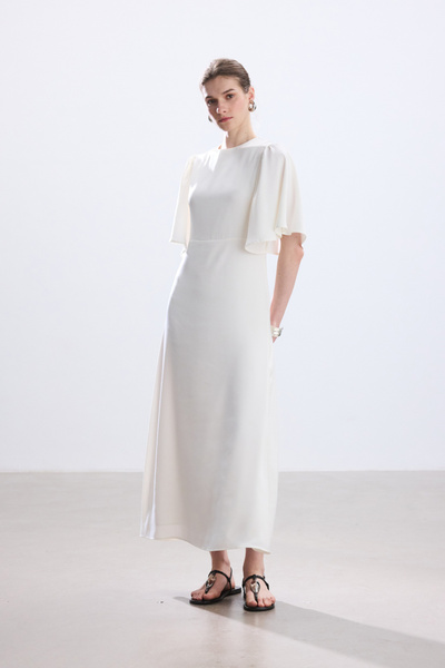 BE BLUE EKRU ΡΟΜΑΝΤΙΚΟ ΣΑΤΕΝ ΦΟΡΕΜΑ