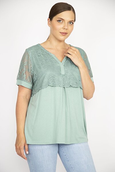 Şans Women's Green Large Size Lace Detailed V-Neck Tunic 65n36610