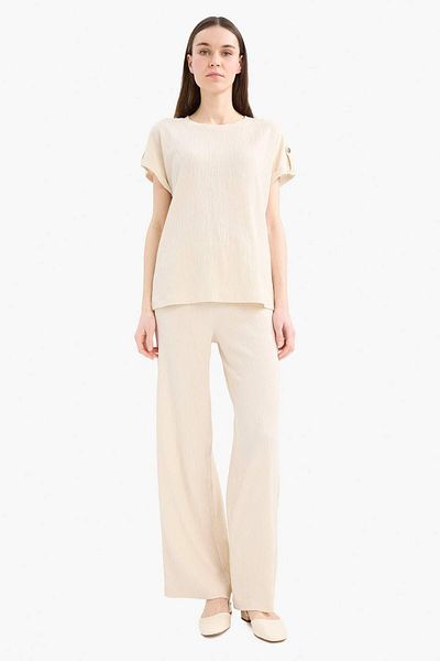 DeFacto Regular Fit Crew Neck Basic Solid Short Sleeve T-Shirt D3198Ax25Sp