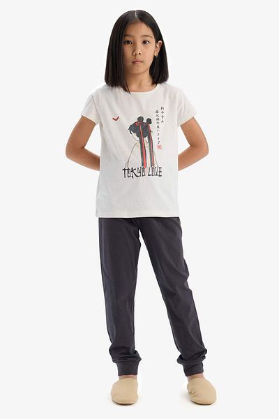 DeFacto Set de pijamale pentru fete - Top cu mânecă scurtă imprimat cu pantaloni lungi de pijama cu talie elastică