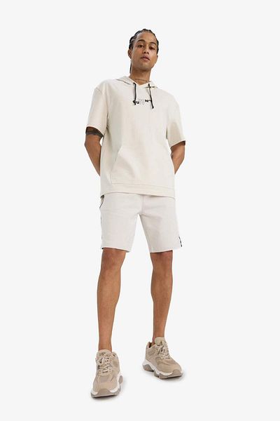 DeFacto Defactofit Standard Fit Hooded Printed Sportsman Short Sleeve T-Shirt D8017Ax25Sp