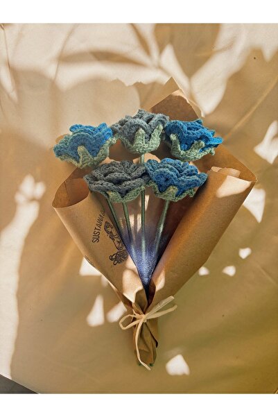 Sustaina Craft El Yapımı Amigurumi Mavi Gül Buketi – 5’li Örgü Gül Buketi,