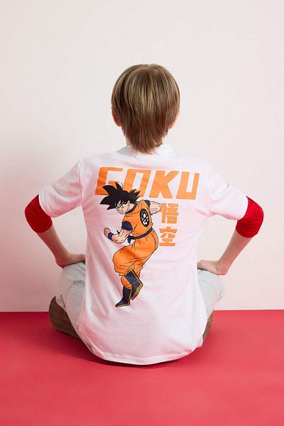DeFacto Boy's Dragon Ball Crew Neck Back Print Short Sleeve T-Shirt E3120A825Sm