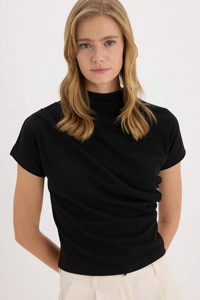 DeFacto Slim Fit Slim Fit Crew Neck Rib Short Sleeve T-Shirt E5905Ax25Sp