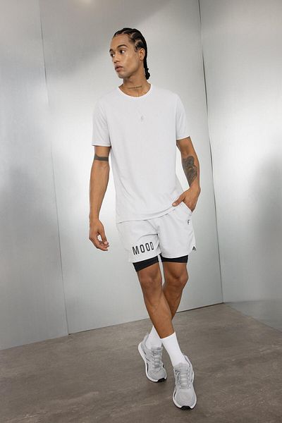 DeFacto Fit Slim Fit Slim Fit Αθλητικό κολάν σορτς με τσέπη τηλεφώνου με φερμουάρ Z2147az24au