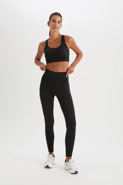 DeFacto Fit Crew Neck - Sports Bra