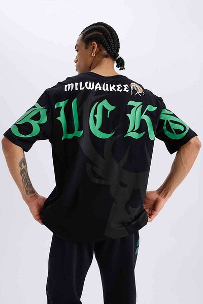 DeFacto Oversize Wide Fit Crew Neck, Short Sleeve T-Shirt B3910Ax24Sp Fitness Nba Milwaukee Bucks