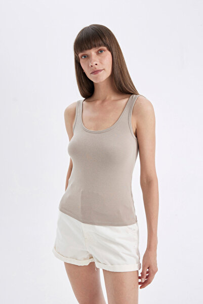 DeFacto Slim Fit Dar Kesim U Yaka Ribana Basic Düz Atlet C0095ax24sm