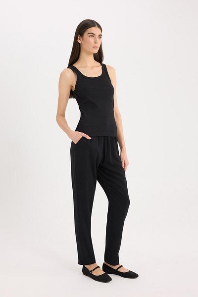 DeFacto Pocketed Elastic Waist Woven Trousers L3164az23sm