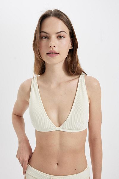 DeFacto Fall In Love Regular Fit Bikini Top T5224az23sm