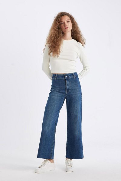 DeFacto High Waist Short Wide Leg Culotte Jeans - Washed Pants D4327Ax24Au
